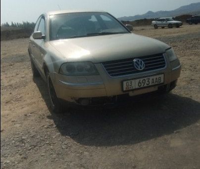 Volkswagen Passat, 2002 — 照片 1