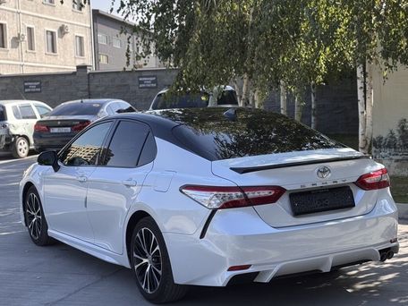 Toyota Camry, 2019 — фото 10