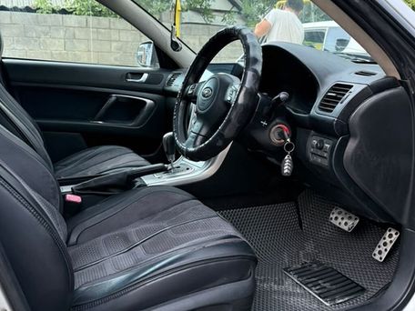 Subaru Legacy, 2005 — 照片 7