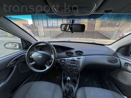 Ford Focus, 2004 — photo 5