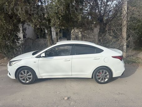 Hyundai Solaris, 2018 — 照片 2