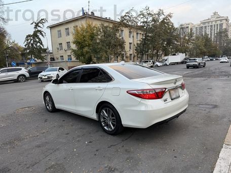 Toyota Camry, 2015 — photo 2