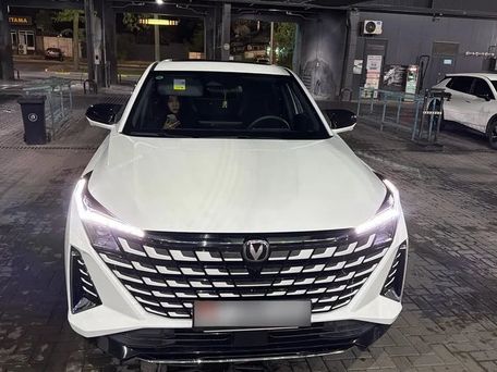 Changan UNI-Z, 2025 — 照片 1