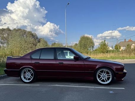 BMW 5 Series, 1992 — 照片 5