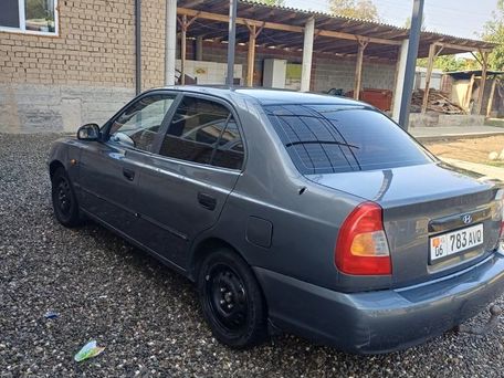 Hyundai Accent, 2006 — 照片 2