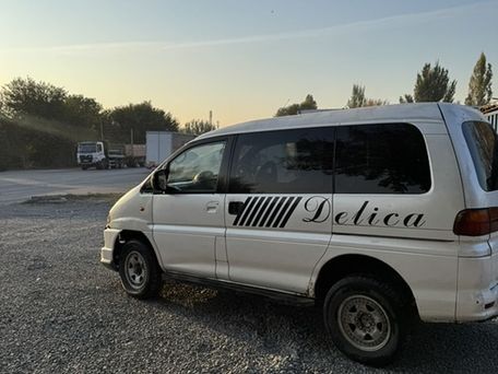 Mitsubishi Delica, 2002 — 照片 4