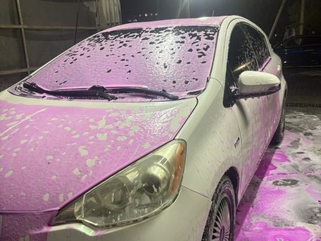 Toyota Prius c, 2012 — 照片 1