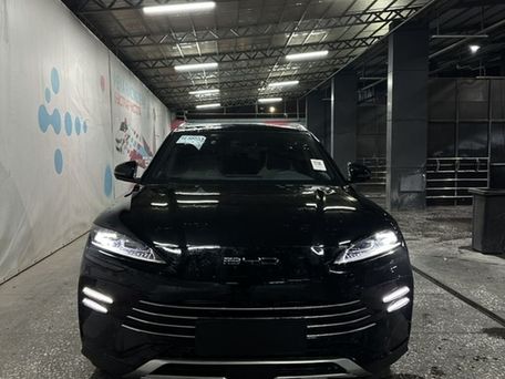BYD Song Plus, 2023 — photo 1