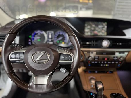Lexus ES, 2017 — photo 15