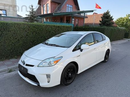 Toyota Prius, 2015 — фото 3