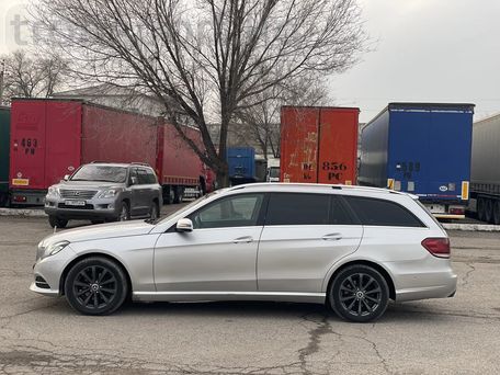 Mercedes-Benz E-Класс, 2013 — photo 8