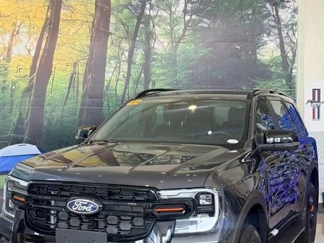 Ford Everest, 2026 — photo 1