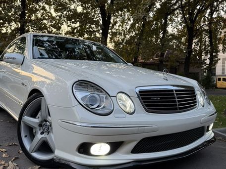 Mercedes-Benz E-Класс, 2003 — 照片 3