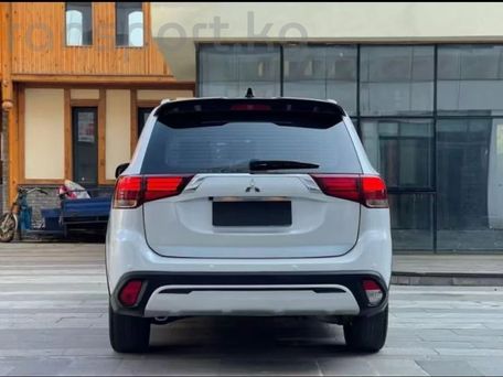 Mitsubishi Outlander, 2020 — photo 4