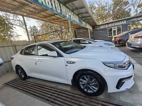 Kia K5, 2020 — photo 8