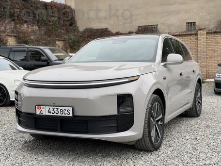 Li Auto (Lixiang) L6, 2024 — 照片 2