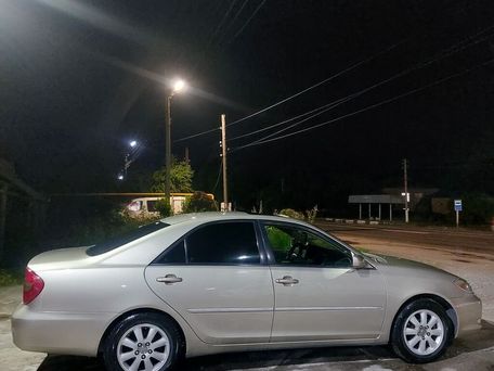 Toyota Camry, 2004 — 照片 3