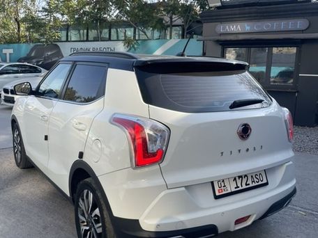 SsangYong Tivoli, 2019 — photo 4