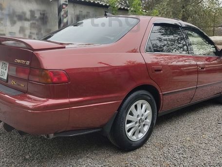Toyota Camry, 1998 — фото 4