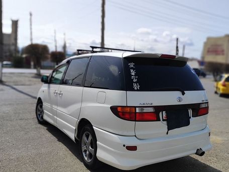 Toyota Estima, 2002 — 照片 2