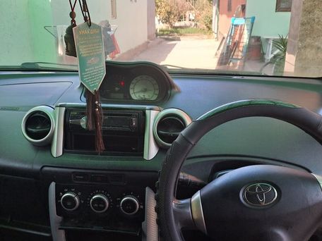Toyota Ist, 2003 — photo 7