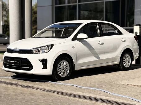 Kia Soluto, 2025 — photo 2