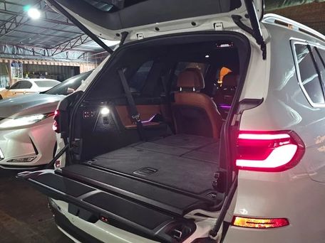 BMW X7, 2023 — 照片 4
