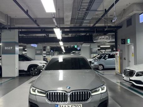 BMW 5 Series, 2022 — photo 3