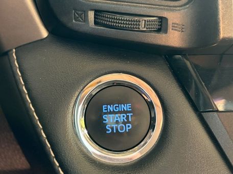 Toyota RAV4, 2018 — photo 14