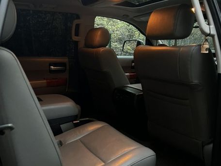 Toyota Sequoia, 2018 — фото 15