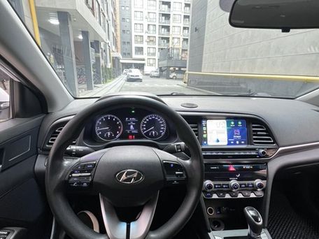 Hyundai Elantra, 2018 — photo 13
