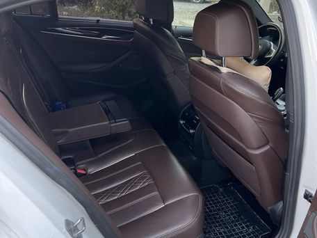 BMW 5 Series, 2022 — photo 5