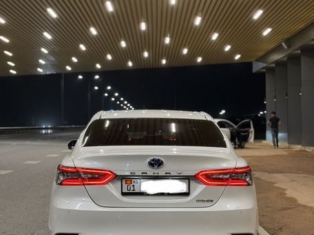 Toyota Camry, 2019 — фото 3