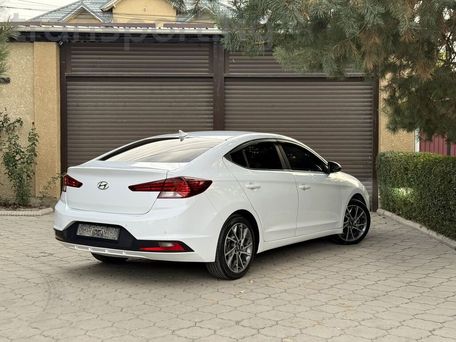 Hyundai Avante, 2018 — сүрөт 5