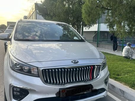 Kia Carnival, 2019 — фото 1