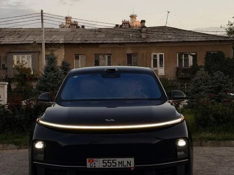 Li Auto (Lixiang) L9, 2025