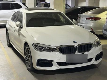 BMW 5 серии, 2016