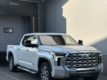 Toyota Tundra, 2022 — 照片 2