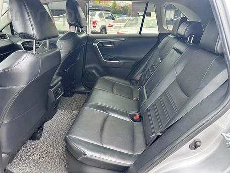 Toyota RAV4, 2020 — сүрөт 8