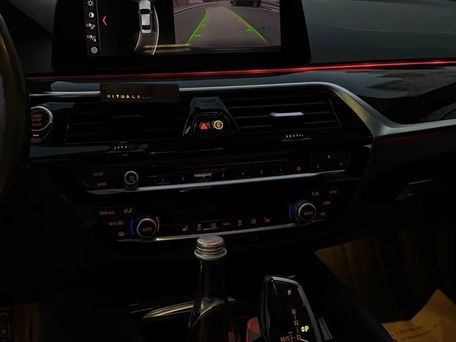 BMW 5 Series, 2019 — сүрөт 11