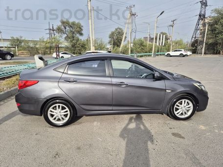 Hyundai Solaris, 2011 — 照片 6