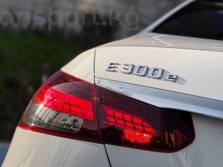 Mercedes-Benz E-Класс, 2021 — сүрөт 7