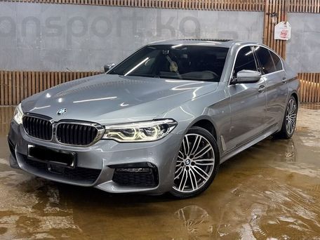 BMW 5 Series, 2019 — photo 1