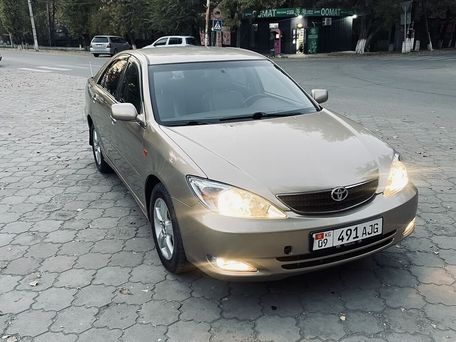 Toyota Camry, 2004 — photo 1