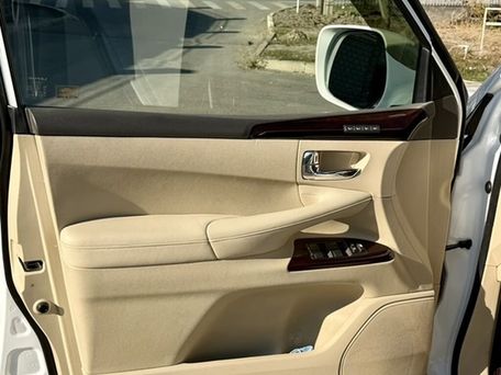 Lexus LX, 2012 — фото 8