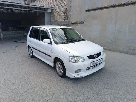 Mazda Demio, 2001 — фото 1