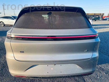 Li Auto (Lixiang) L6, 2024 — photo 4