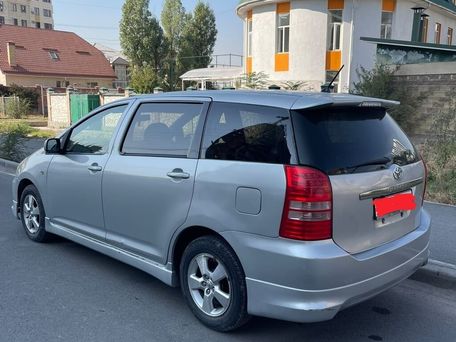 Toyota Wish, 2004 — photo 3