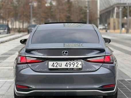 Lexus ES, 2019 — фото 10