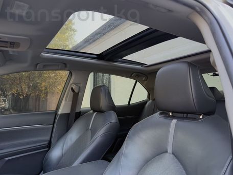 Toyota Camry, 2019 — 照片 6